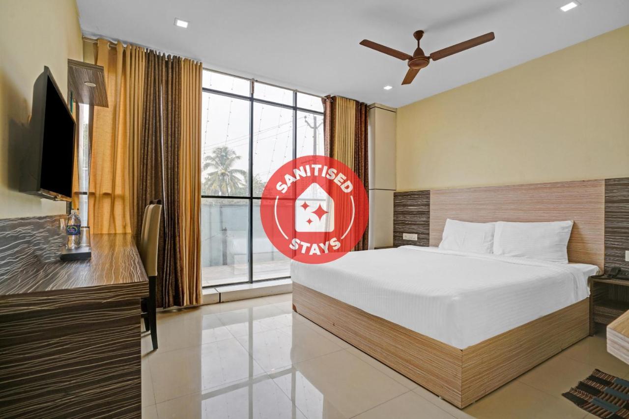 Capital O 87015 Hotel Al Salama Kochi Екстер'єр фото